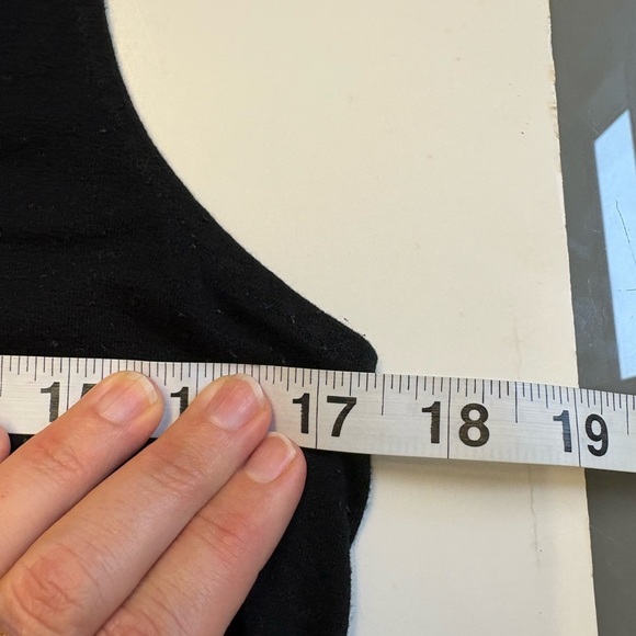 Dynamite vneck black soft sleeveless tank w silky layer top women's size Small - Picture 10 of 10